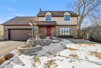 1218 Chestnut St, Watervliet, NY 12189