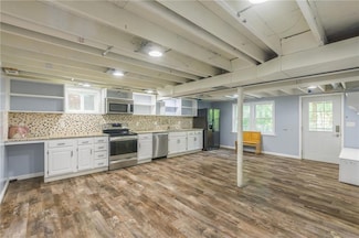 6607 NW Quail Run Dr, Kansas City, MO 64152