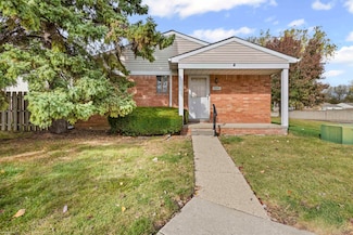 29294 E Brittany Ct Unit 39, Roseville, MI 48066