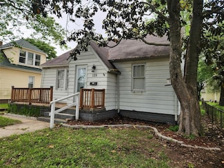 129 N Pence St, East Alton, IL 62024