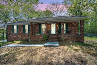519 Spring Valley Dr, Columbia, TN 38401