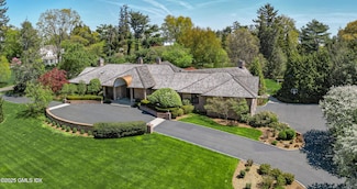 386 North St, Greenwich, CT 06830