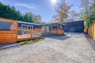 825 N Franklin Rd, Greenville, SC 29617