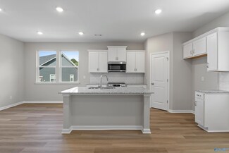 28 Aurora Cir, Fayetteville, TN 37334