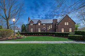 410 W Montgomery St, Knoxville, IA 50138