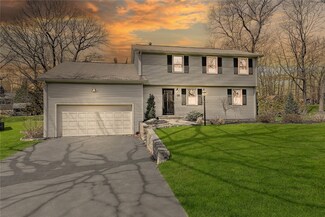 10 Carmina Cir, Cranston, RI 02921