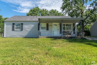 5618 SW 14th St, Topeka, KS 66604