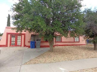 2208 Enero Dr, El Paso, TX 79935