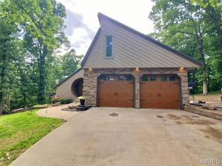 3 Janney Cir, Canton, MO 63435