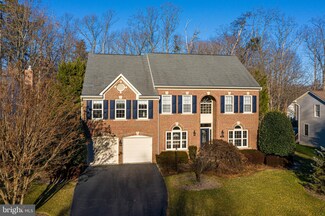 8721 Cross Chase Cir, Fairfax Station, VA 22039