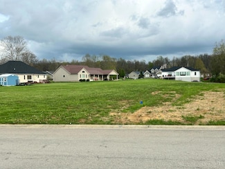 A Northfield Dr, Hillsboro, OH 45133