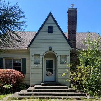 1311 S 13th St, Mount Vernon, WA 98274