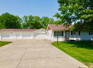 1801 English St, Rock Falls, IL 61071
