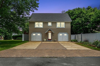 6 Fayette St, Portland, ME 04103