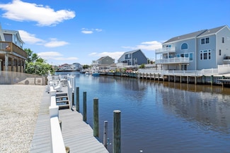 909 Jane Dr, Manahawkin, NJ 08050