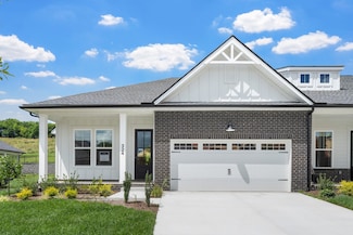 324 Buckwood Ln S, Thompsons Station, TN 37179