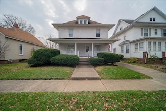 616 W Main St, Clinton, IL 61727