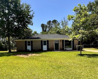17 County Rd, Troy, AL 36079