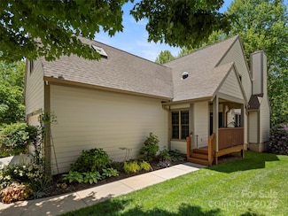 42 Pinnacle Point Dr, Asheville, NC 28805