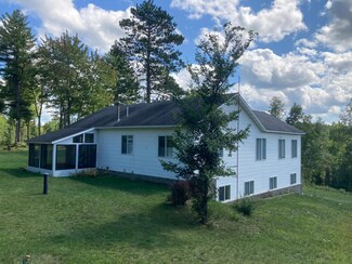 4997 Cth Y, Hazelhurst, WI 54531
