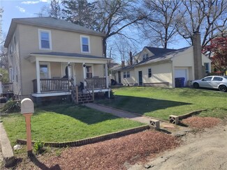 32 Tobin St, West Warwick, RI 02893