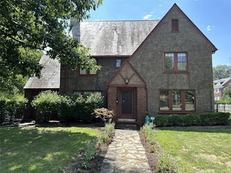 1679 W Main St, Decatur, IL 62522