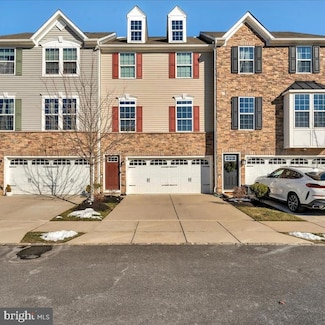 3 Peacock Cir, Sewell, NJ 08080