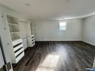 49 Main Ave, Elmwood Park, NJ 07407