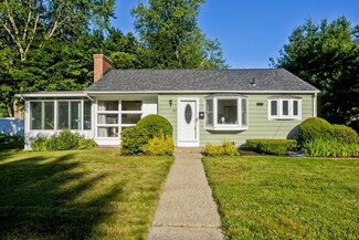 47 Argyle Ave, Holyoke, MA 01040