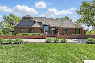 2541 S 221st Cir, Elkhorn, NE 68022
