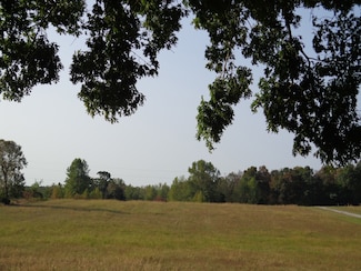 0 Dady Rd, Mc Ewen, TN 37101