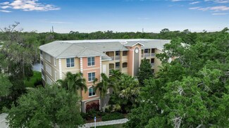 5102 Manorwood Dr Unit 2D, Sarasota, FL 34235