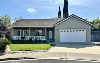 600 Jeanette Ct, Oakdale, CA 95361