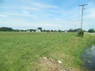 110 Fairway Dr, Essex, IL 60935