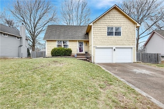 14912 S Wyandotte Dr, Olathe, KS 66062