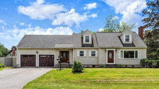 11 Robert St, Winslow, ME 04901