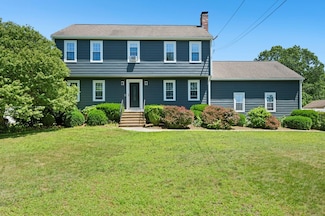3 Bellingham Rd, Blackstone, MA 01504