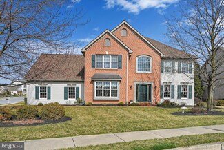 1015 Martin Ave, Ephrata, PA 17522