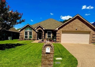 2117 Pinwood Cir, Arlington, TX 76001