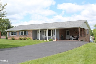 1004 Hickory Flats Rd, Pennington Gap, VA 24277