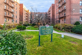 144-44 38th Ave Unit 6G, Flushing, NY 11354