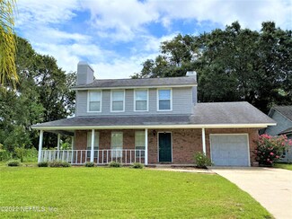 8709 Goodbys Trace Dr, Jacksonville, FL 32217