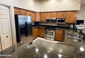 5775 S Camino Del Sol Unit Suite6104, Green Valley, AZ 85622