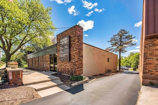 1535 E Racine Ave, Waukesha, WI 53186