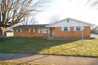 8551 Bishops Ln, Indianapolis, IN 46217