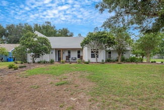 815 Hillside Ct N, Winter Haven, FL 33881