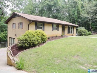 752 8th Ave SW, Graysville, AL 35073