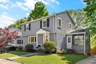 90 Dexter St, Milton, MA 02186