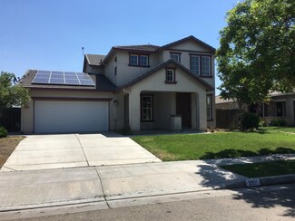 2511 S Lind Ave, Fresno, CA 93725