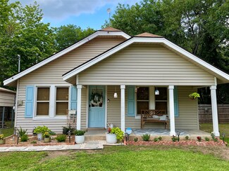 714 Eighth St, Hico, TX 76457